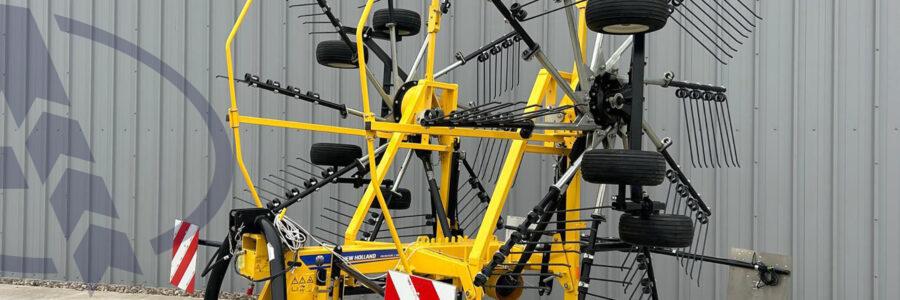 New Holland C660M Rake