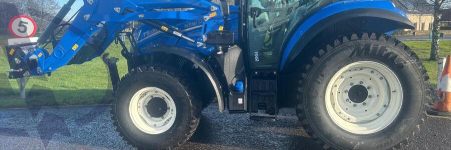 New Holland T5.100 DC Tractor