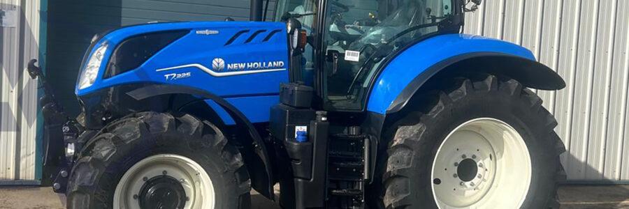New Holland T7.225 AC Tractor