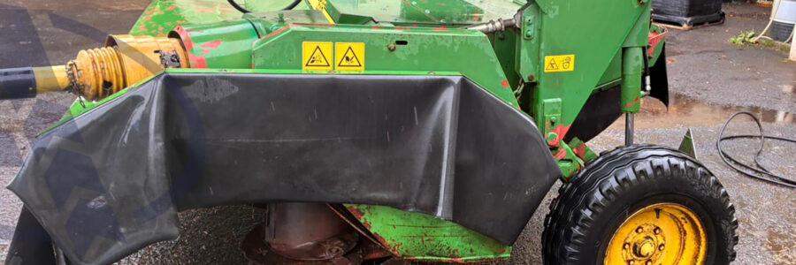 John Deere 1365 Mower
